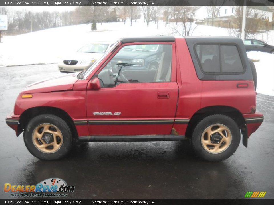 1995 Geo Tracker LSi 4x4 Bright Red / Gray Photo #6