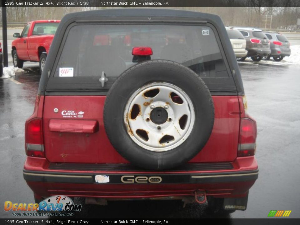 1995 Geo Tracker LSi 4x4 Bright Red / Gray Photo #11