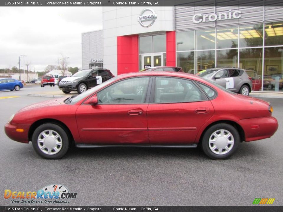 1996 Ford Taurus GL Toreador Red Metallic / Graphite Photo #2