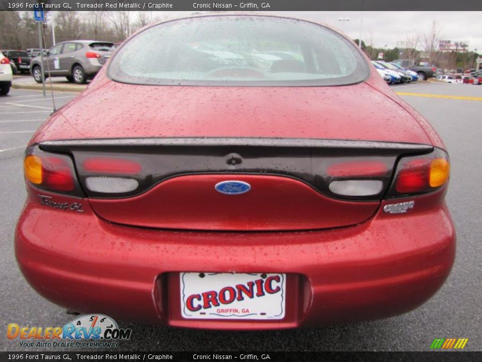 1996 Ford Taurus GL Toreador Red Metallic / Graphite Photo #4