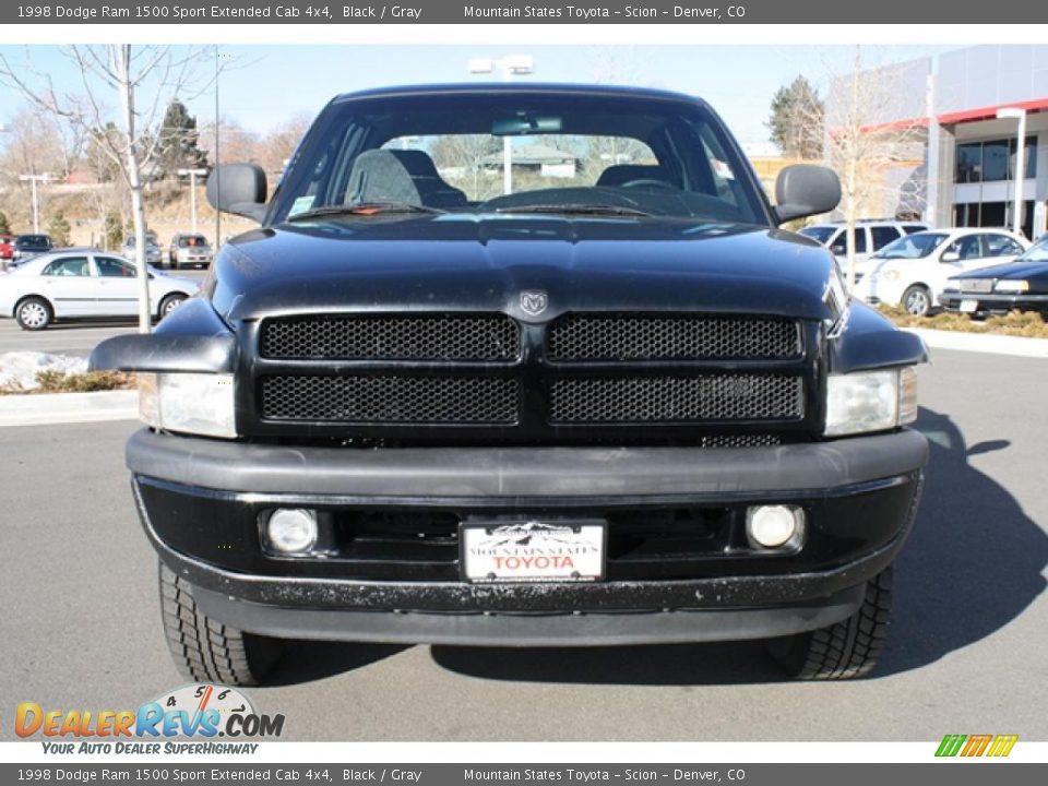 1998 Dodge Ram 1500 Sport Extended Cab 4x4 Black / Gray Photo #7