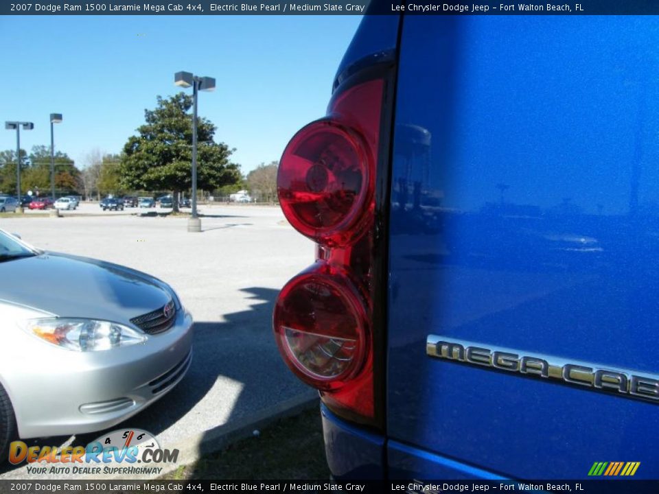 2007 Dodge Ram 1500 Laramie Mega Cab 4x4 Electric Blue Pearl / Medium Slate Gray Photo #10