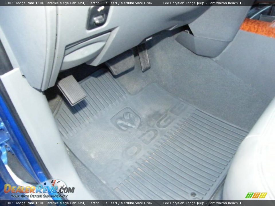 2007 Dodge Ram 1500 Laramie Mega Cab 4x4 Electric Blue Pearl / Medium Slate Gray Photo #16