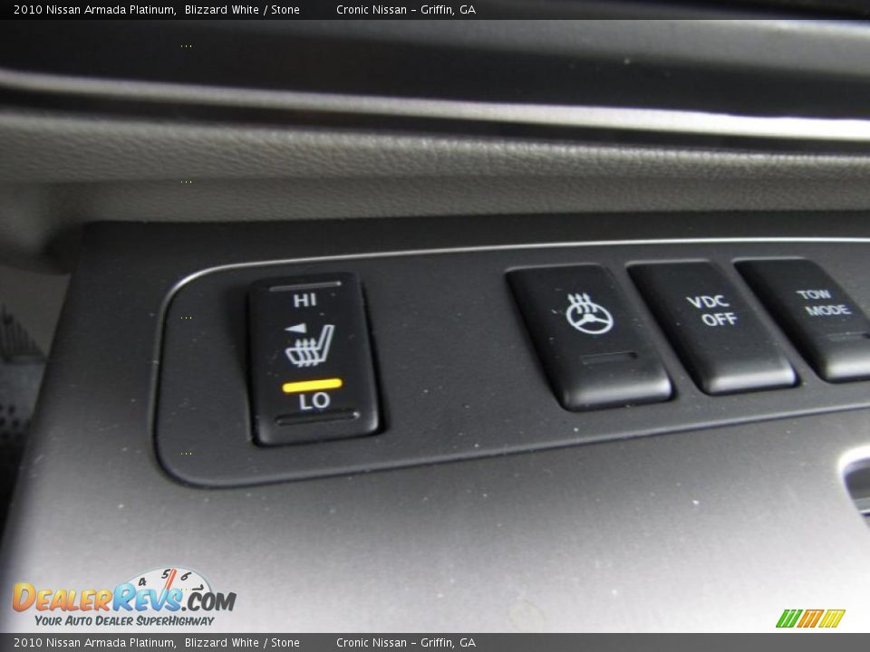 Controls of 2010 Nissan Armada Platinum Photo #27