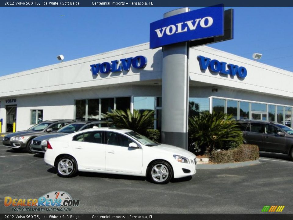 2012 Volvo S60 T5 Ice White / Soft Beige Photo #11