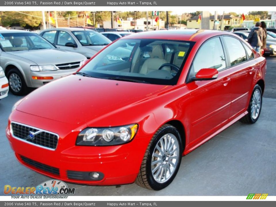 2006 Volvo S40 T5 Passion Red / Dark Beige/Quartz Photo #35