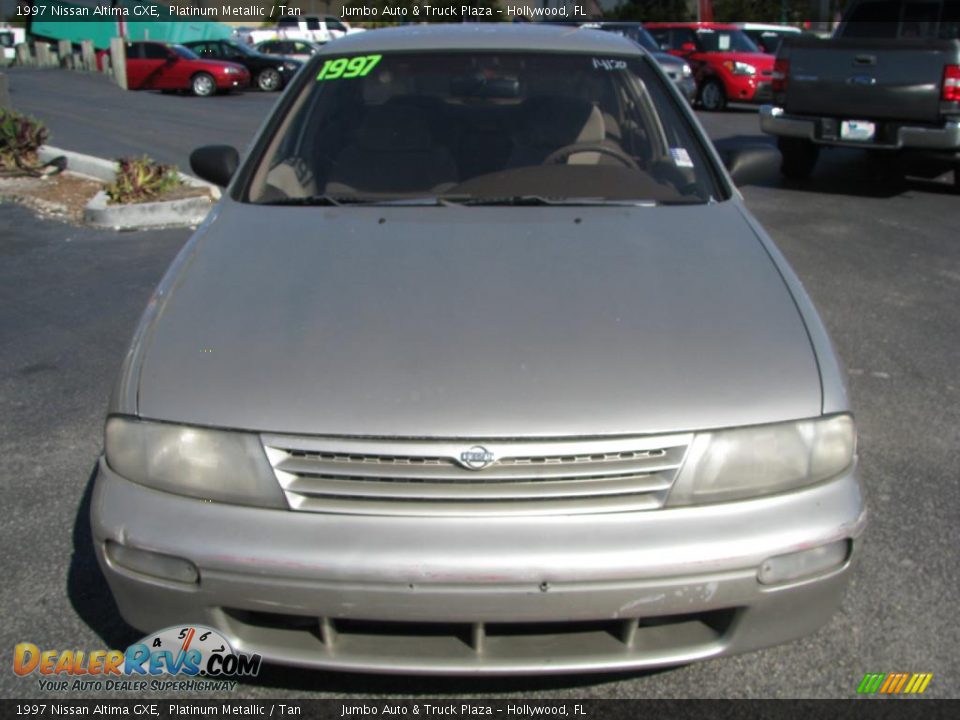 1997 Nissan Altima GXE Platinum Metallic / Tan Photo #3