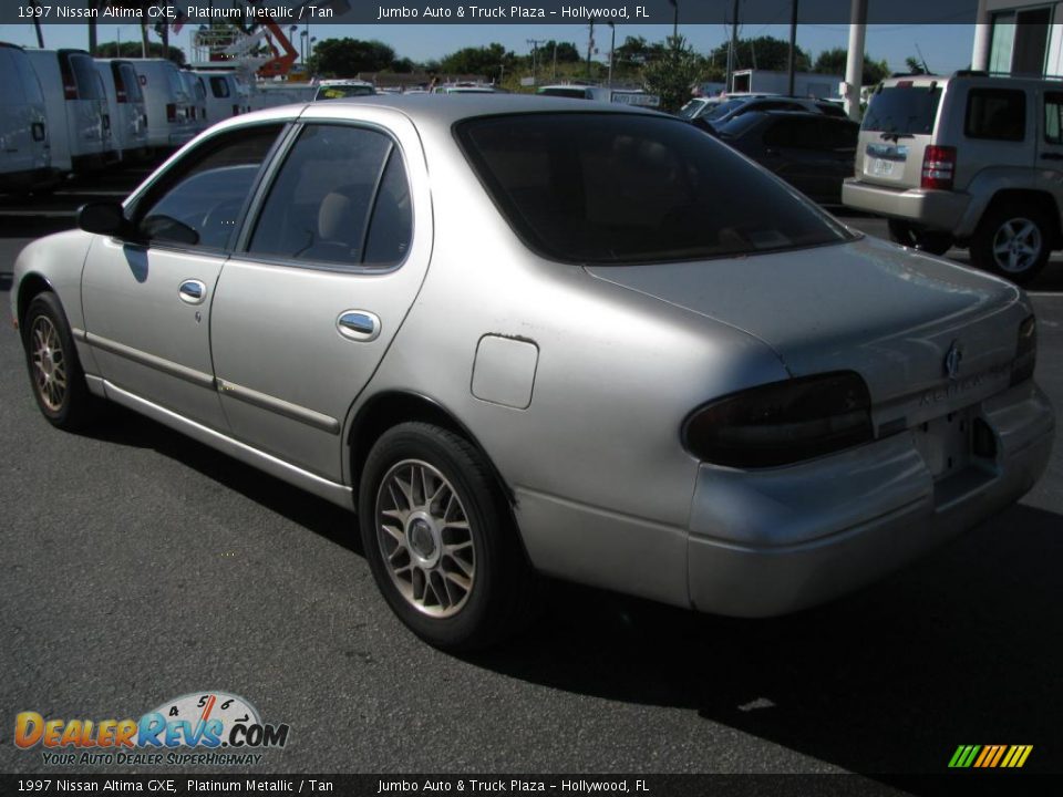 1997 Nissan Altima GXE Platinum Metallic / Tan Photo #7