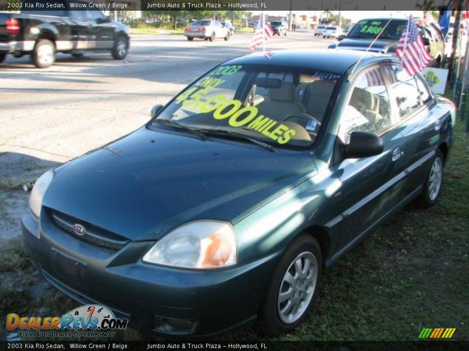 2003 Kia Rio Sedan Willow Green / Beige Photo #5