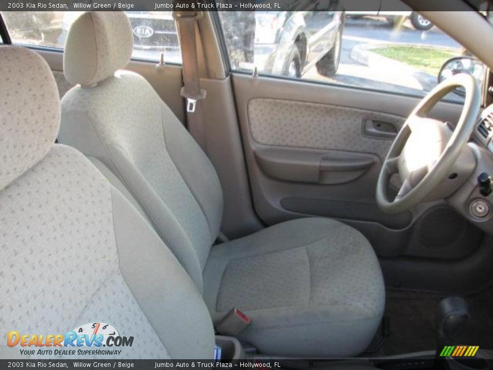 2003 Kia Rio Sedan Willow Green / Beige Photo #13