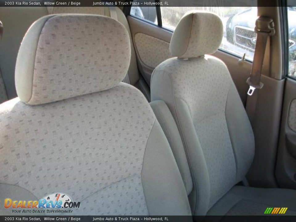 2003 Kia Rio Sedan Willow Green / Beige Photo #14