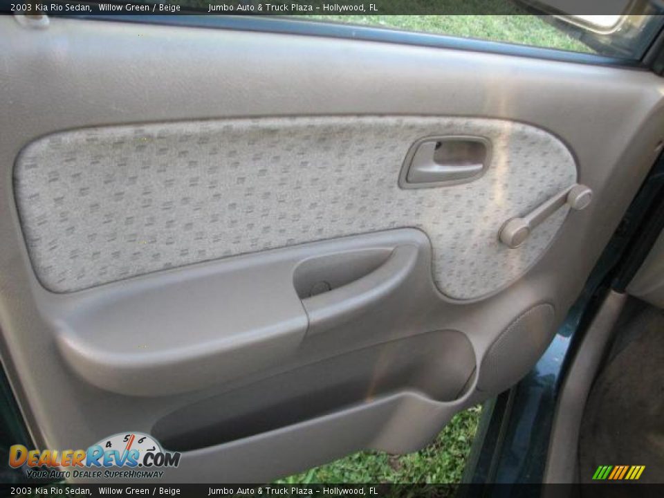 2003 Kia Rio Sedan Willow Green / Beige Photo #19