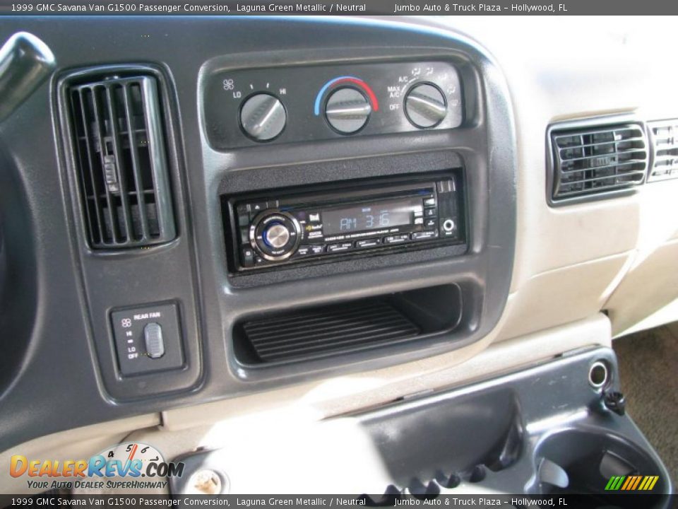 1999 GMC Savana Van G1500 Passenger Conversion Laguna Green Metallic / Neutral Photo #4