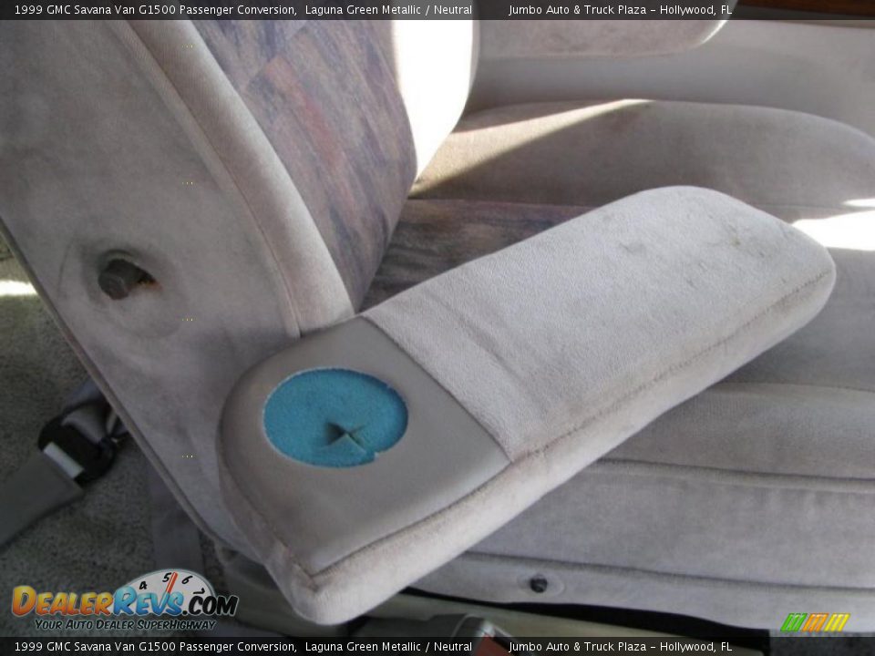 1999 GMC Savana Van G1500 Passenger Conversion Laguna Green Metallic / Neutral Photo #31