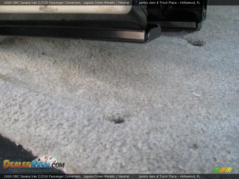 1999 GMC Savana Van G1500 Passenger Conversion Laguna Green Metallic / Neutral Photo #33