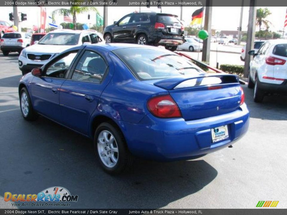 2004 Dodge Neon SXT Electric Blue Pearlcoat / Dark Slate Gray Photo #7