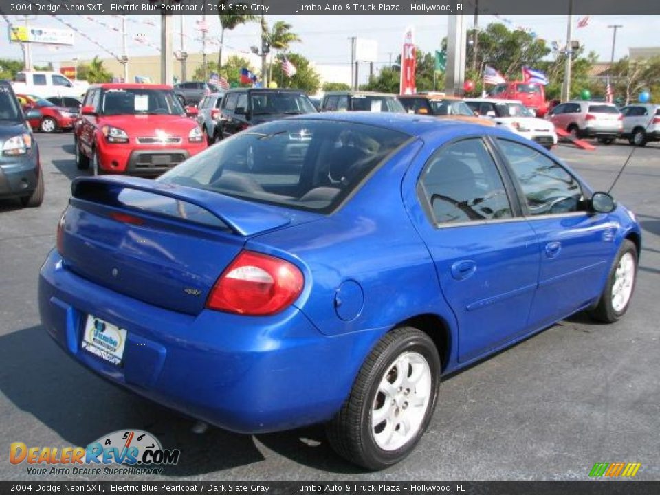 2004 Dodge Neon SXT Electric Blue Pearlcoat / Dark Slate Gray Photo #12