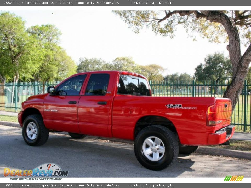 2002 Dodge Ram 1500 Sport Quad Cab 4x4 Flame Red / Dark Slate Gray Photo #5