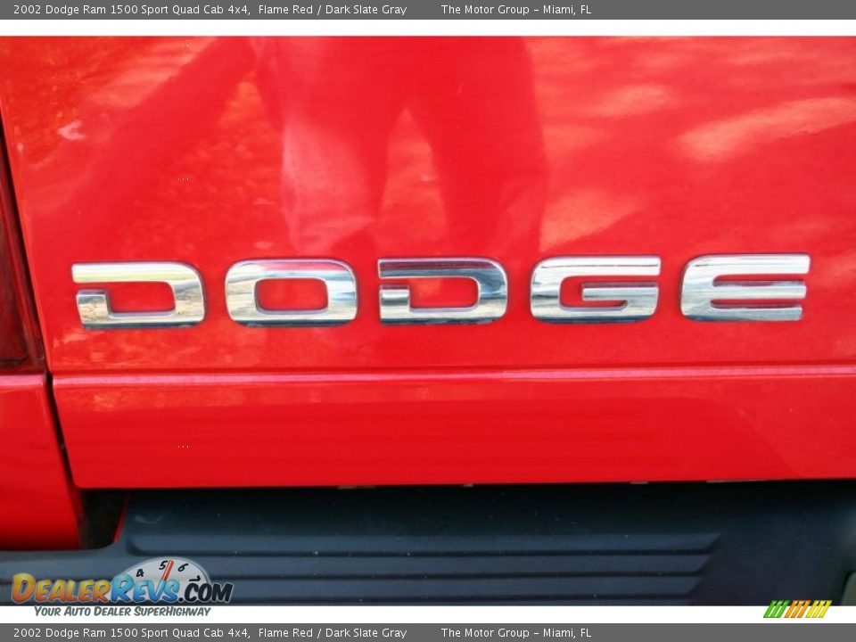 2002 Dodge Ram 1500 Sport Quad Cab 4x4 Flame Red / Dark Slate Gray Photo #19