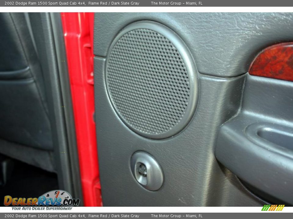 2002 Dodge Ram 1500 Sport Quad Cab 4x4 Flame Red / Dark Slate Gray Photo #28
