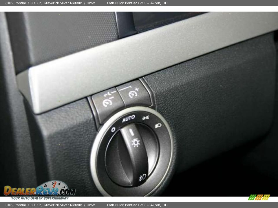 2009 Pontiac G8 GXP Maverick Silver Metallic / Onyx Photo #16