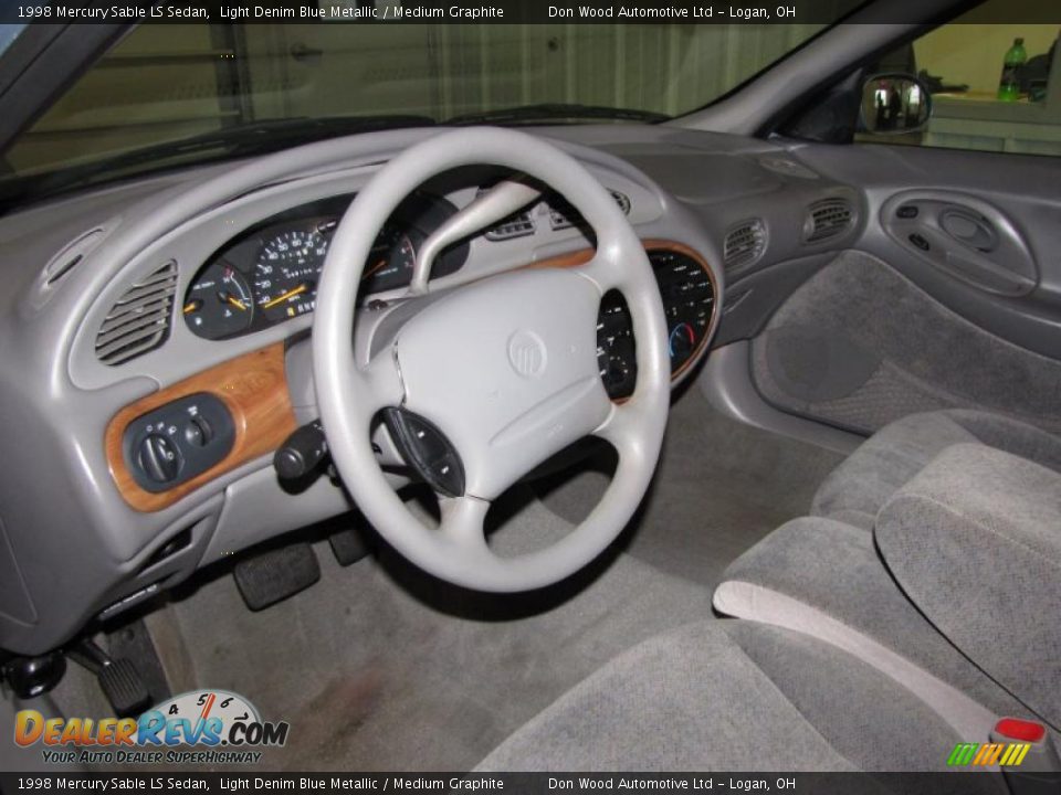 Medium Graphite Interior - 1998 Mercury Sable LS Sedan Photo #16