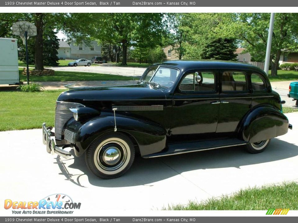 1939 Chevrolet Master Deluxe 4 Door Sport Sedan Black / Tan Photo #17