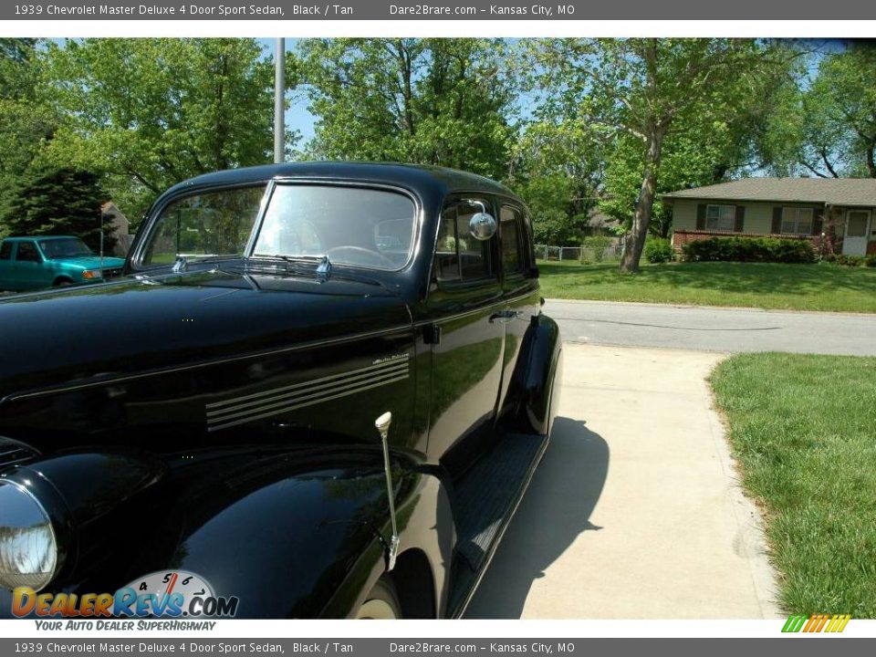 1939 Chevrolet Master Deluxe 4 Door Sport Sedan Black / Tan Photo #26