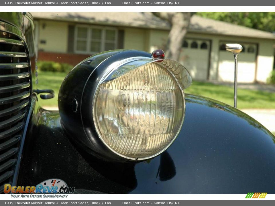 1939 Chevrolet Master Deluxe 4 Door Sport Sedan Black / Tan Photo #30
