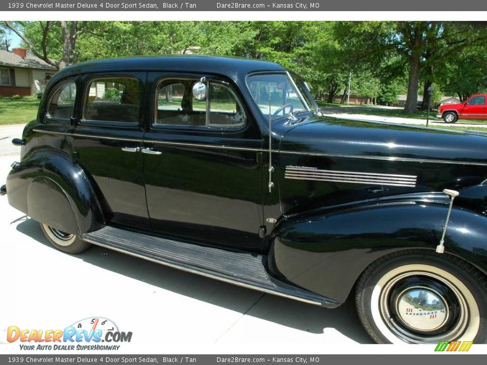 1939 Chevrolet Master Deluxe 4 Door Sport Sedan Black / Tan Photo #35