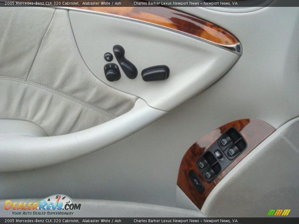 2005 Mercedes-Benz CLK 320 Cabriolet Alabaster White / Ash Photo #15