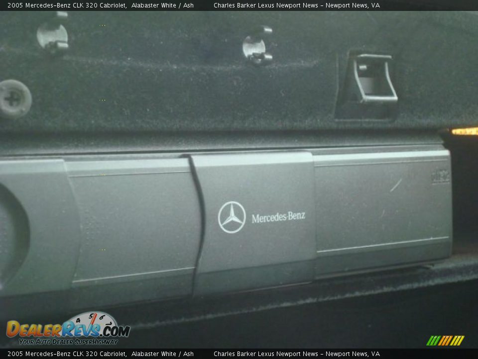 2005 Mercedes-Benz CLK 320 Cabriolet Alabaster White / Ash Photo #21