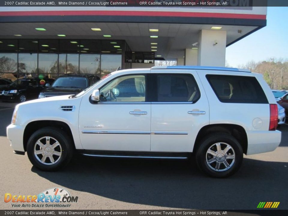 2007 Cadillac Escalade AWD White Diamond / Cocoa/Light Cashmere Photo #2