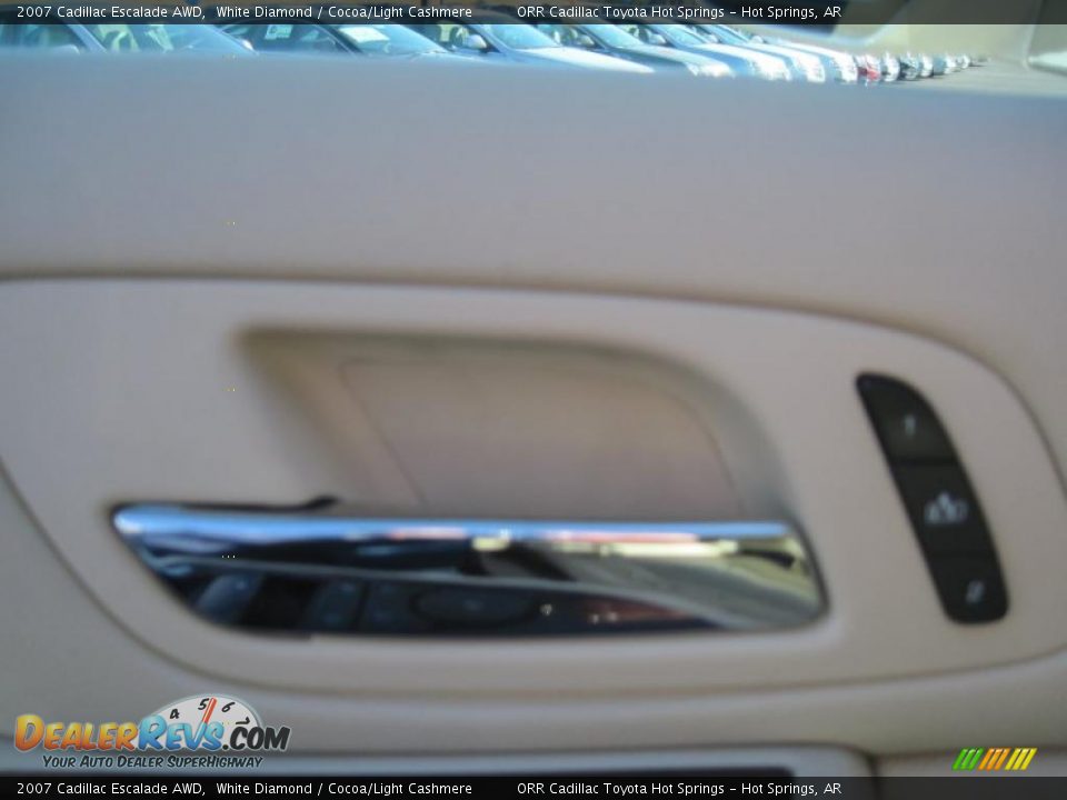 2007 Cadillac Escalade AWD White Diamond / Cocoa/Light Cashmere Photo #12