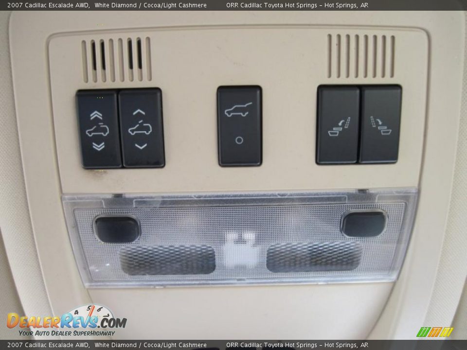 2007 Cadillac Escalade AWD White Diamond / Cocoa/Light Cashmere Photo #22
