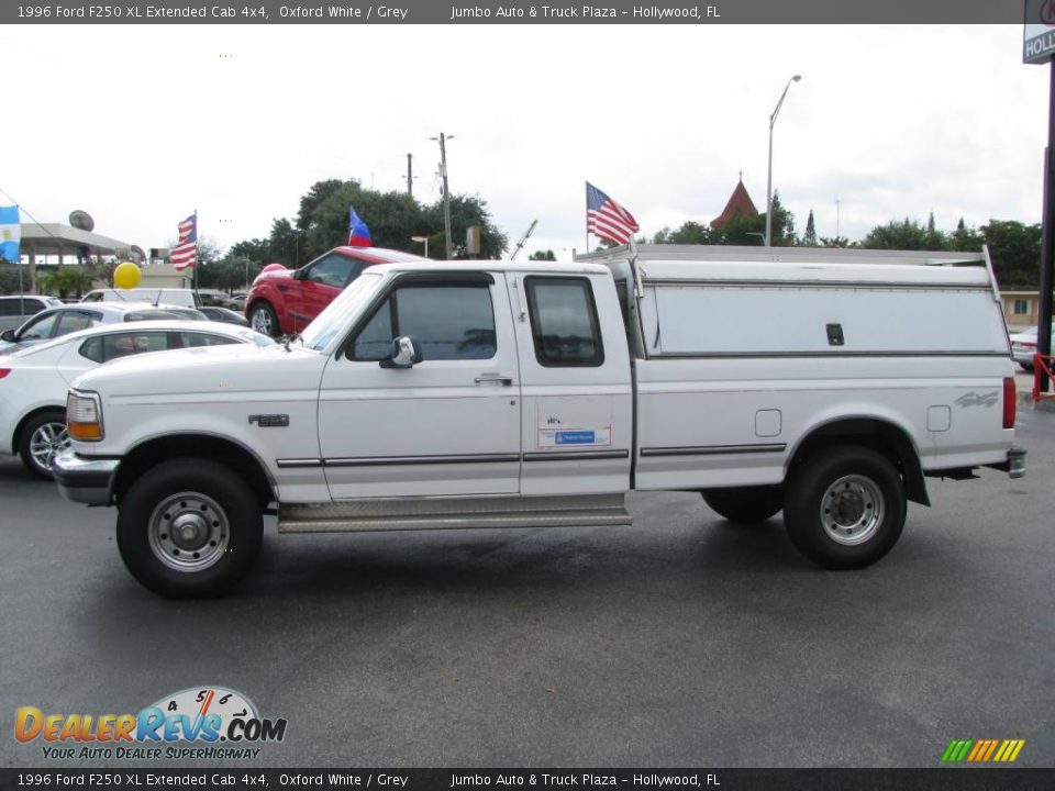 1996 Ford F250 XL Extended Cab 4x4 Oxford White / Grey Photo #6