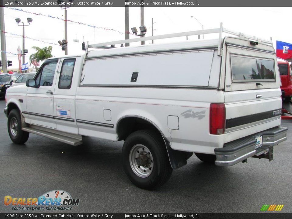 1996 Ford F250 XL Extended Cab 4x4 Oxford White / Grey Photo #7