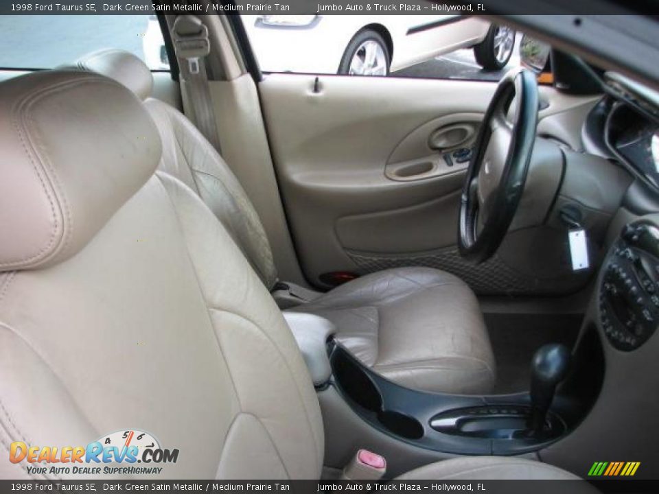 1998 Ford Taurus SE Dark Green Satin Metallic / Medium Prairie Tan Photo #13