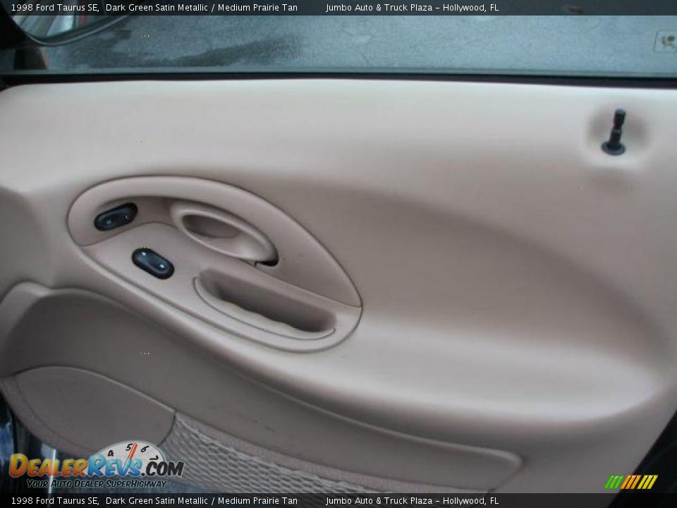 1998 Ford Taurus SE Dark Green Satin Metallic / Medium Prairie Tan Photo #14