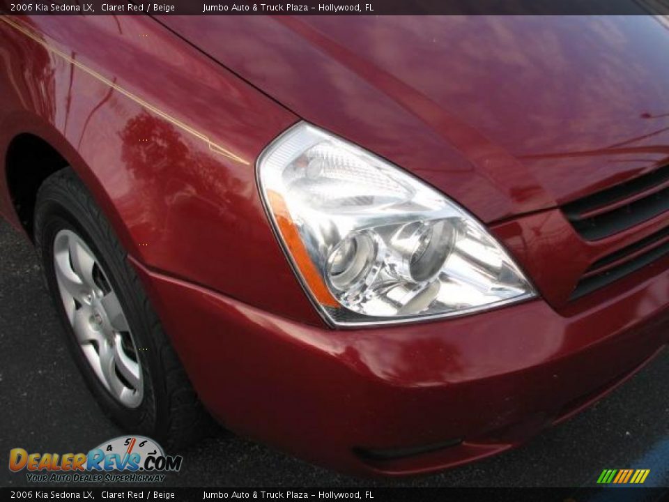 2006 Kia Sedona LX Claret Red / Beige Photo #2