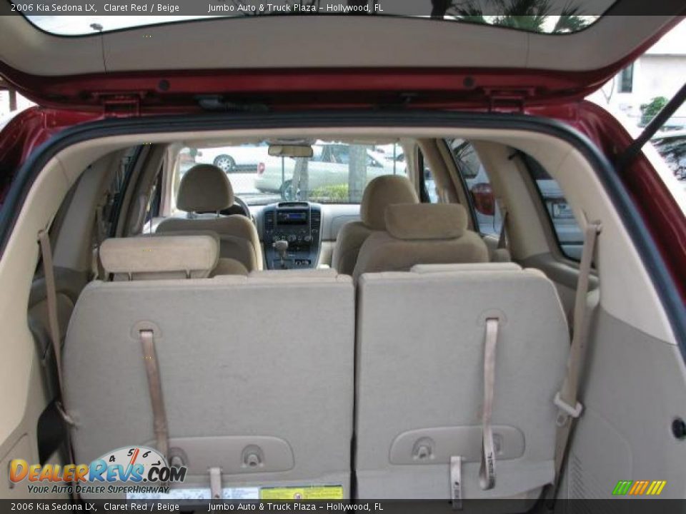 2006 Kia Sedona LX Claret Red / Beige Photo #11