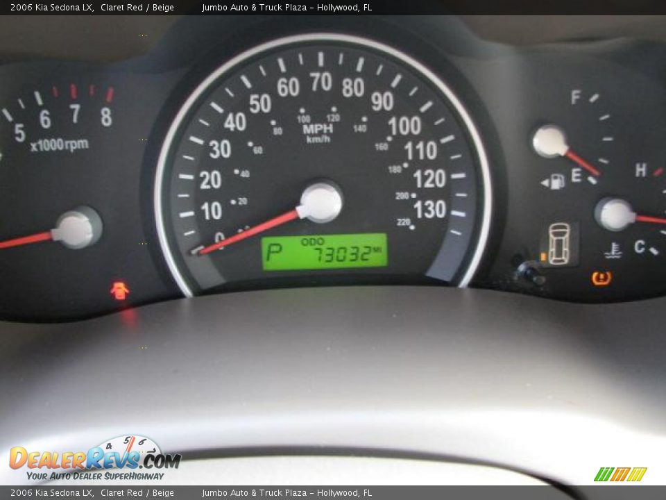 2006 Kia Sedona LX Claret Red / Beige Photo #22