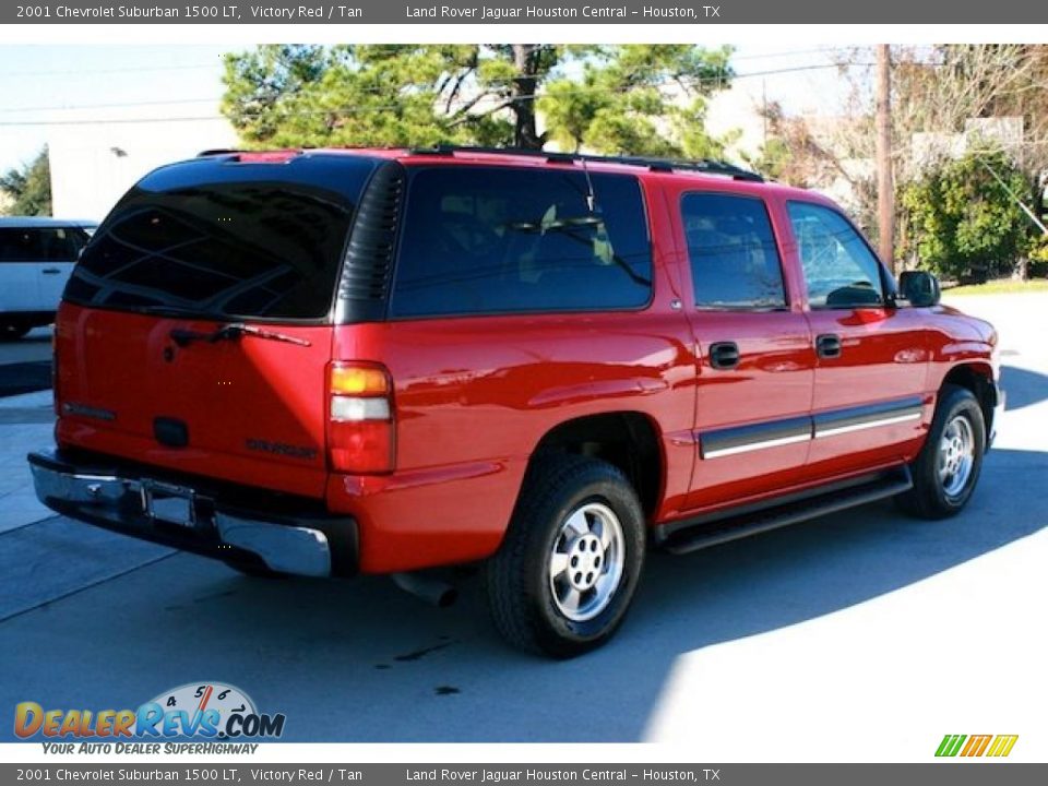 2001 Chevrolet Suburban 1500 LT Victory Red / Tan Photo #11