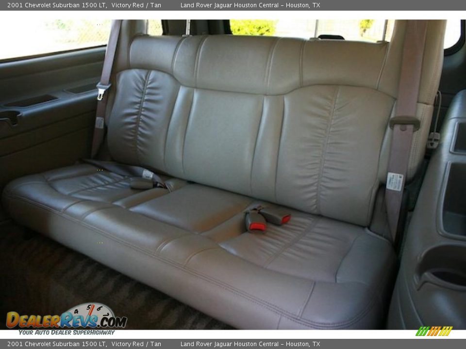 Tan Interior - 2001 Chevrolet Suburban 1500 LT Photo #25