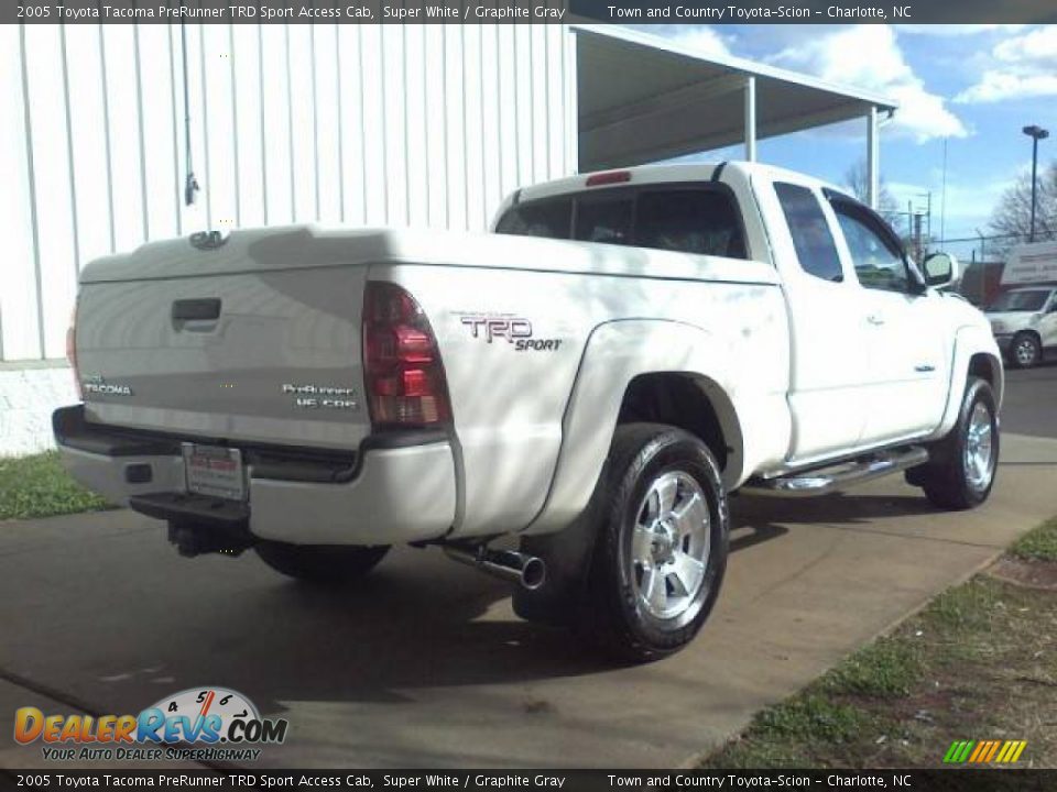 2005 Toyota Tacoma PreRunner TRD Sport Access Cab Super White / Graphite Gray Photo #16