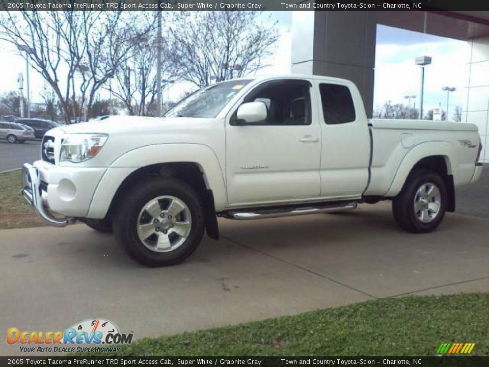 Super White 2005 Toyota Tacoma PreRunner TRD Sport Access Cab Photo #18