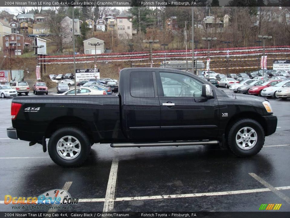 2004 Nissan Titan LE King Cab 4x4 Galaxy Black / Graphite/Titanium Photo #5