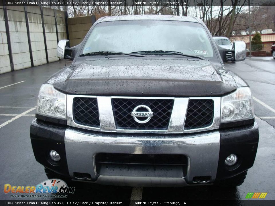 2004 Nissan Titan LE King Cab 4x4 Galaxy Black / Graphite/Titanium Photo #7