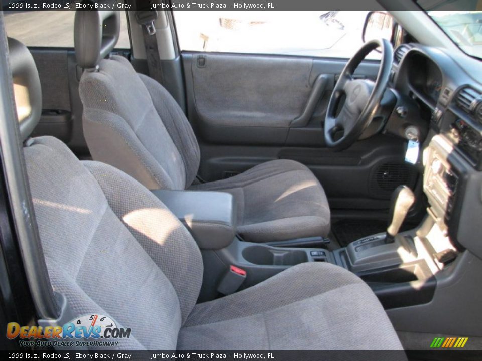 1999 Isuzu Rodeo LS Ebony Black / Gray Photo #14