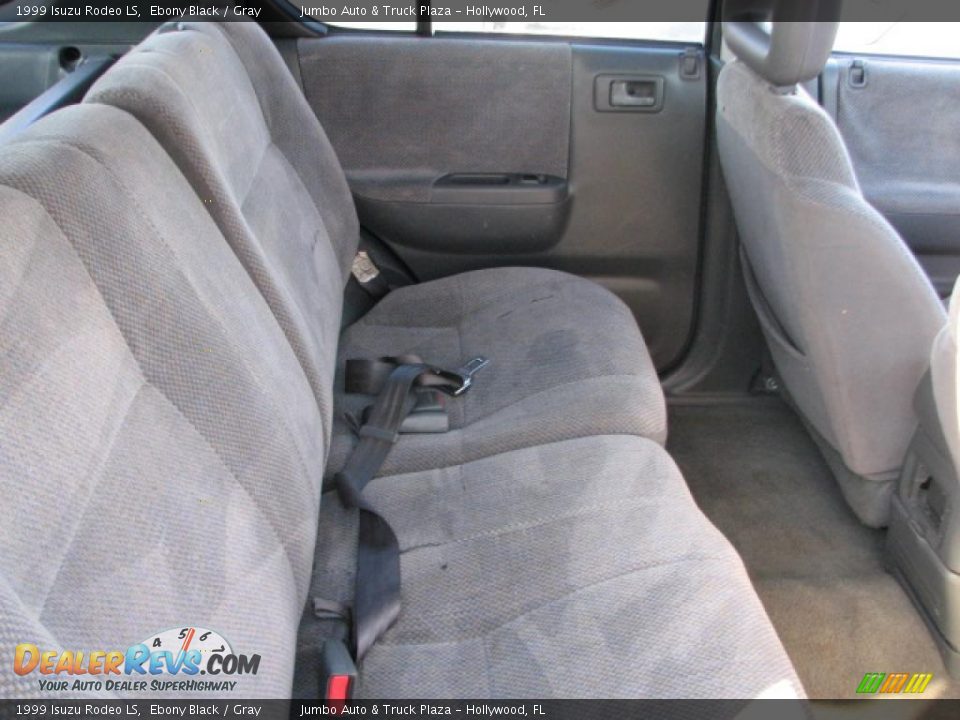 1999 Isuzu Rodeo LS Ebony Black / Gray Photo #16